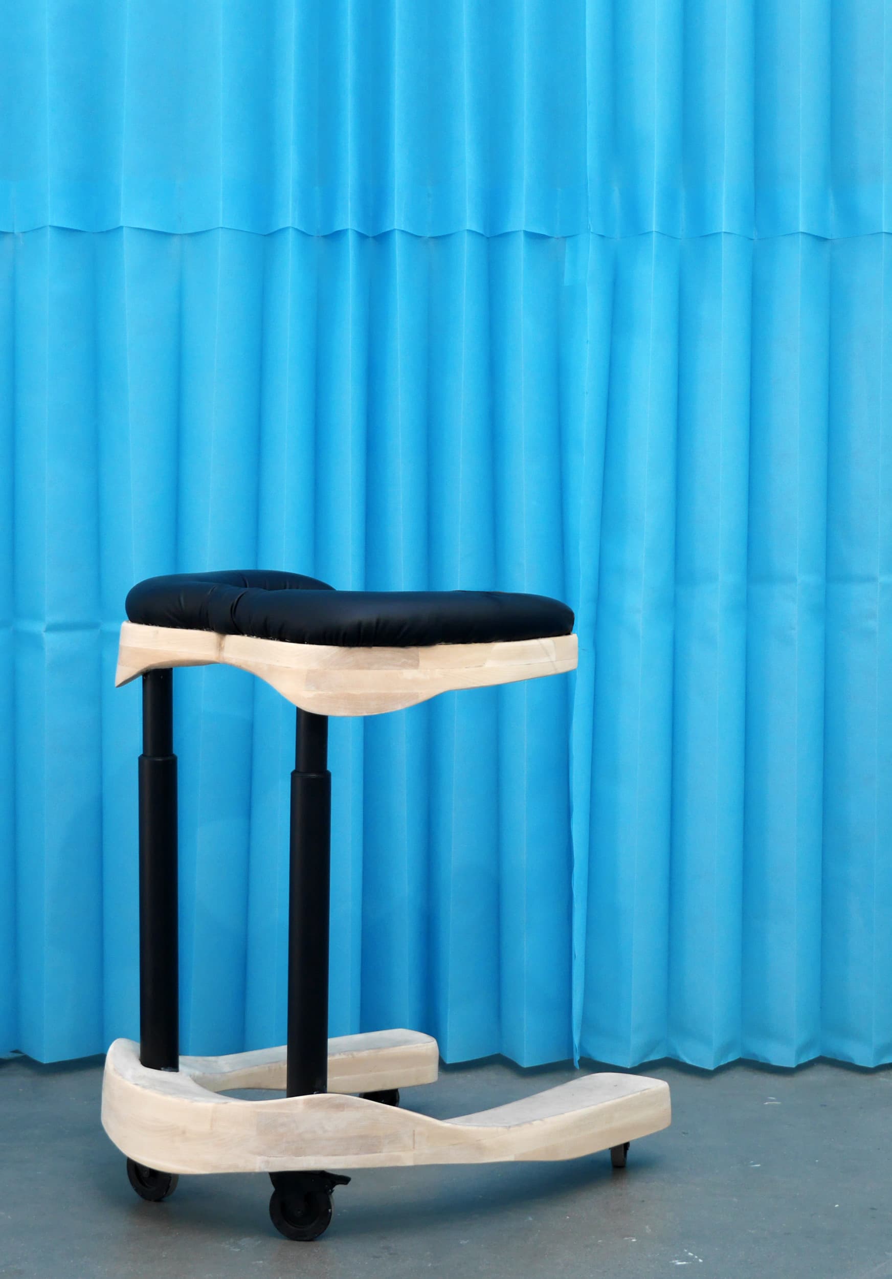 Stand up right for a safer birth prototype